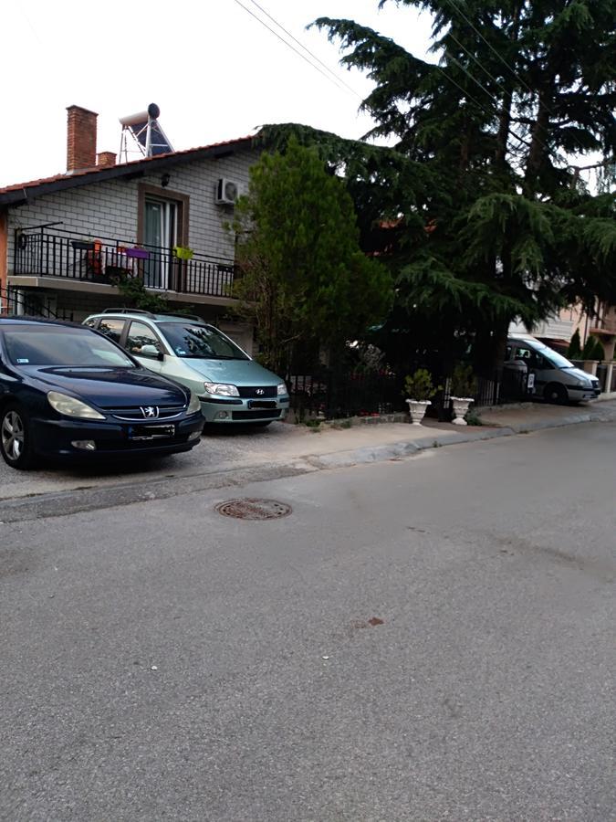Durmitor Appartement Kumanovo Buitenkant foto