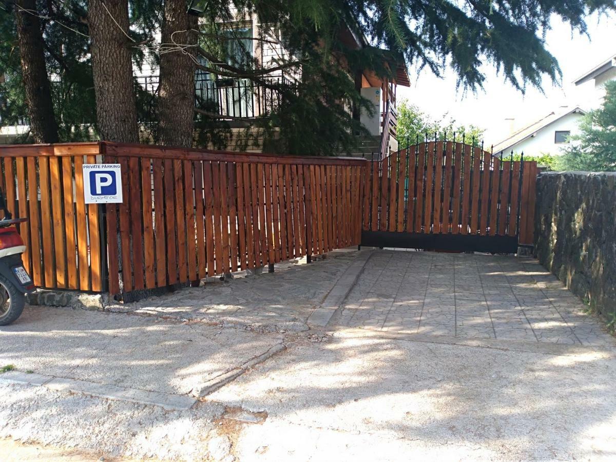 Durmitor Appartement Kumanovo Buitenkant foto