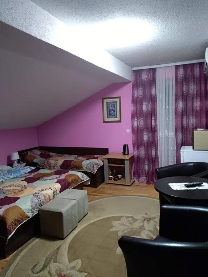 Durmitor Appartement Kumanovo Buitenkant foto