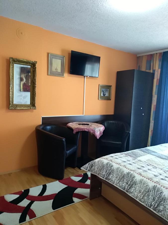 Durmitor Appartement Kumanovo Buitenkant foto